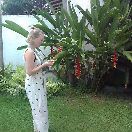 Vidushi Home Minuwangoda Екстериор снимка