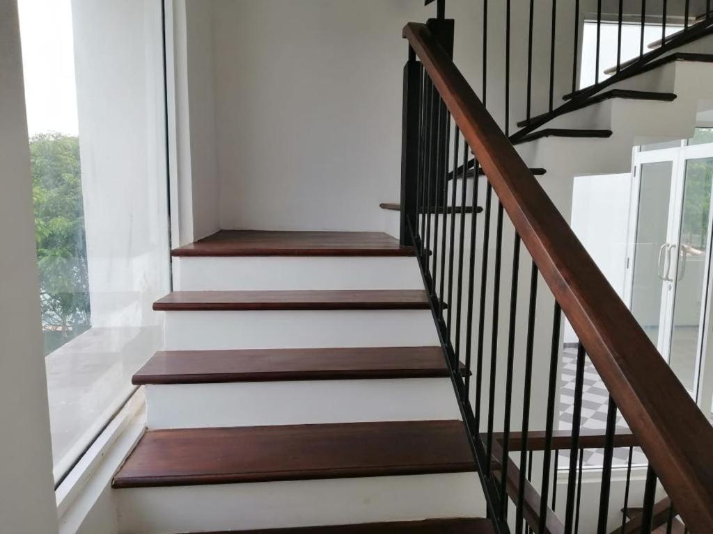 Vidushi Home Minuwangoda Екстериор снимка