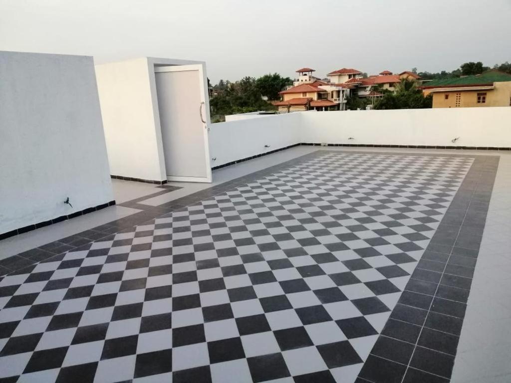 Vidushi Home Minuwangoda Екстериор снимка