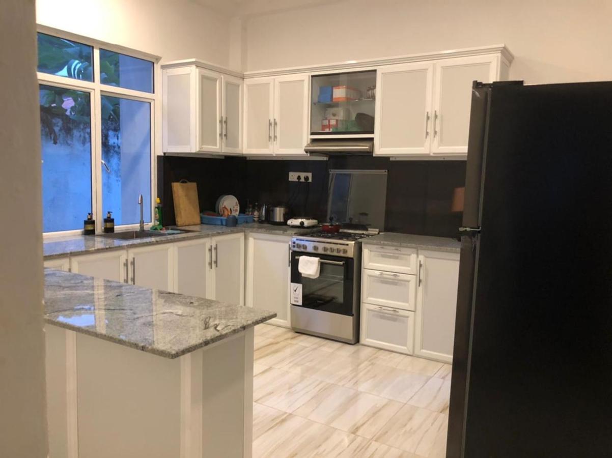 Vidushi Home Minuwangoda Екстериор снимка