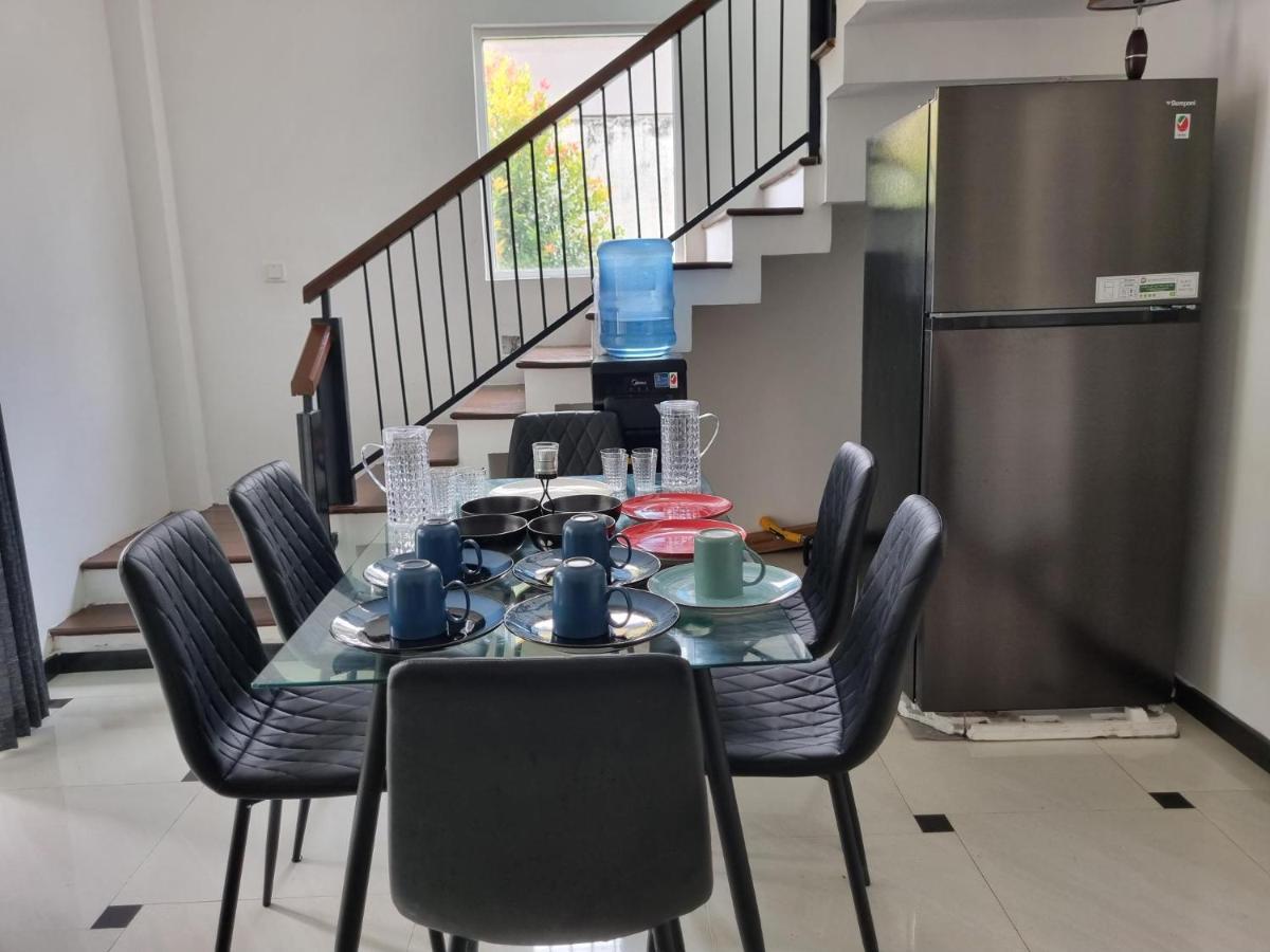 Vidushi Home Minuwangoda Екстериор снимка