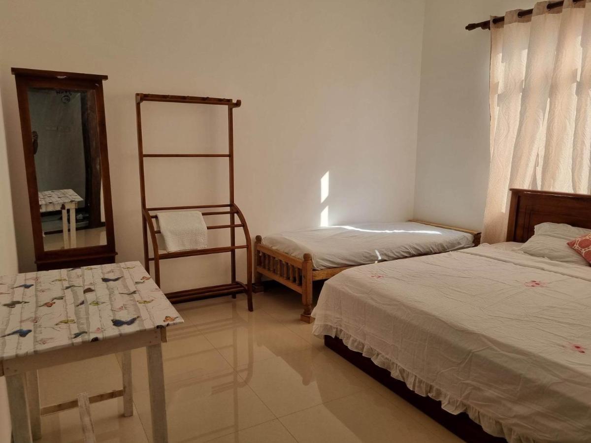 Vidushi Home Minuwangoda Екстериор снимка